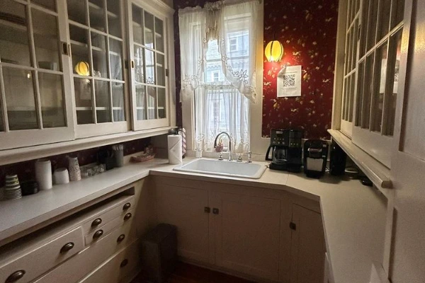 Professional home cleaning services Professional home cleaning services